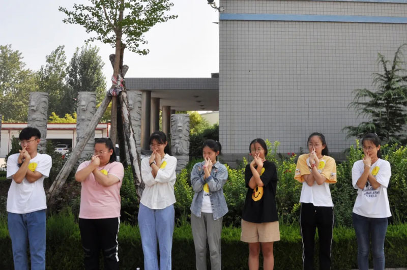熱烈祝賀信川機械職工子弟金榜題名！
